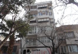 Erdek Çarşıda Denize 100 metre Mesafede 3+1