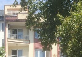 Oto Gar’da Giriş Üstü 3+1