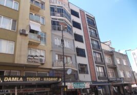 Havuzlu Meydan’da 1+1 Yapılı