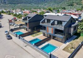Ocaklar’da Denize 50 metrede ikiz ve Müstakil Villalar