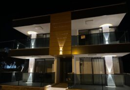 Cuğra Başlangıcında 4 Daireli Villa